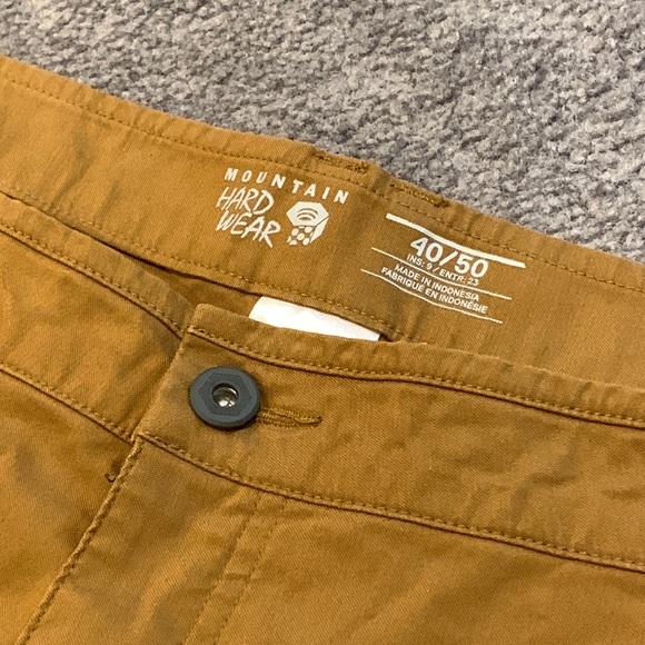 Mountain Hardware Mens Athletic Cargo Shorts - Picture 3 of 6